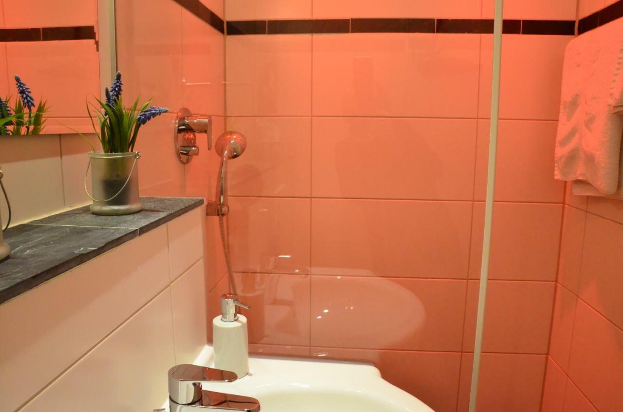 Zentral Gelegen - Stilvolles Appartment In Moabit Βερολίνο Εξωτερικό φωτογραφία